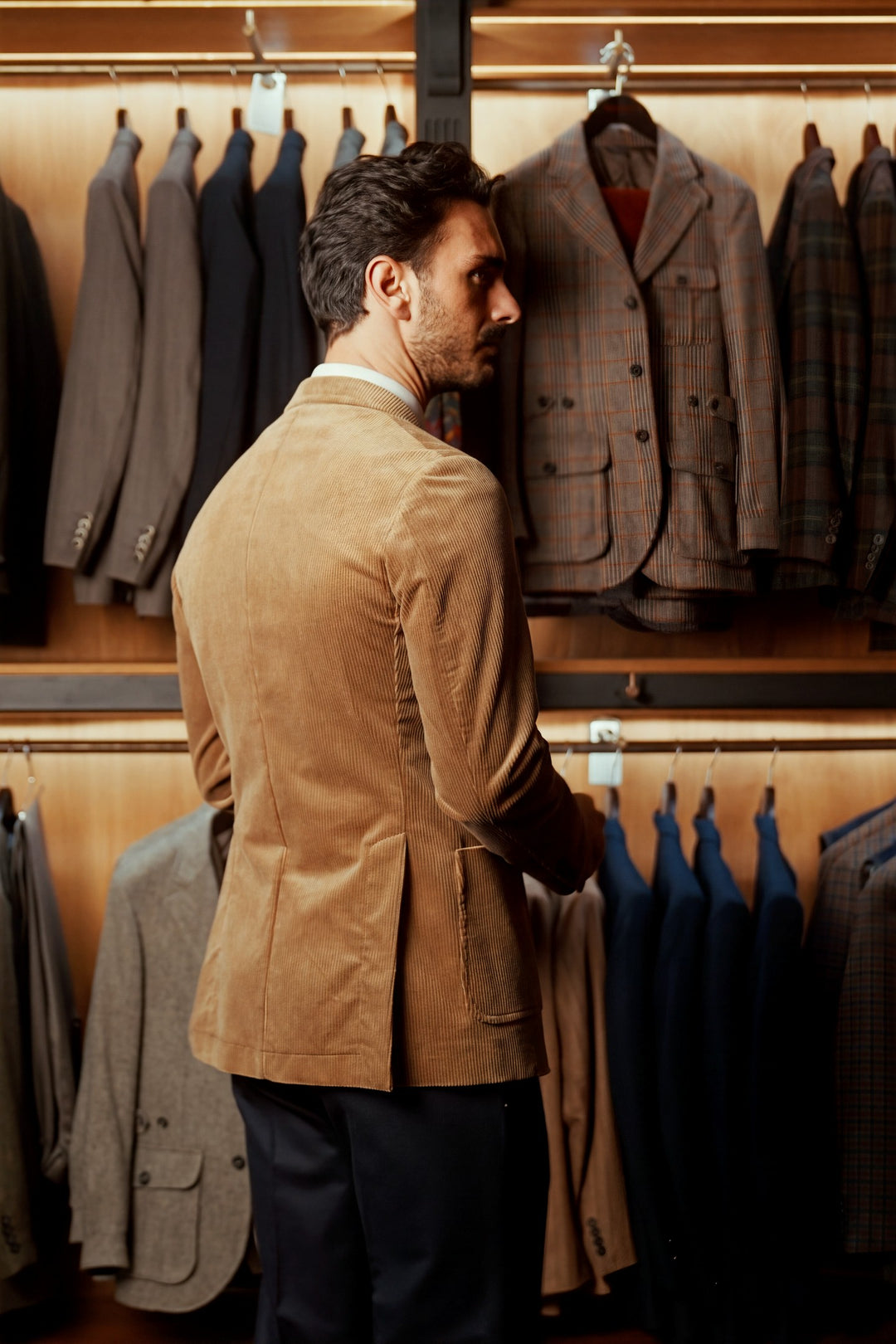 La Milan, velours beige – porté en boutique
