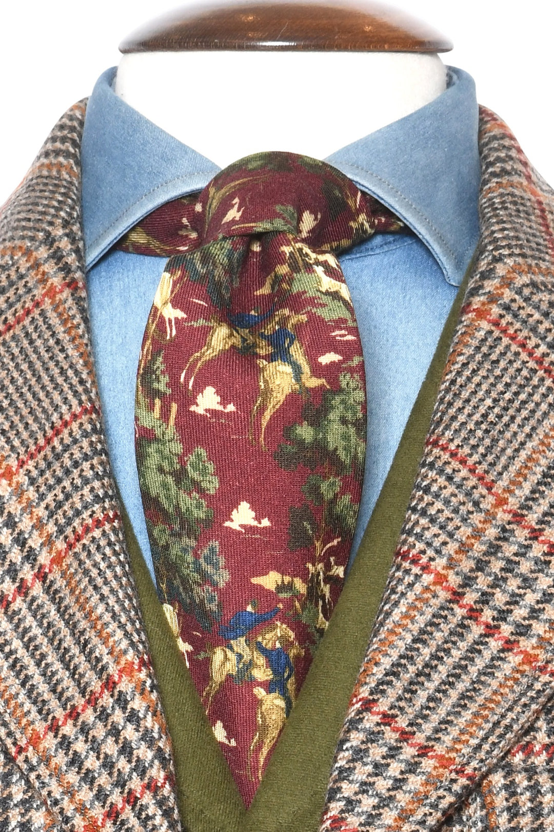 The Tie – Burgundy silk with hunting landscape – WICKET