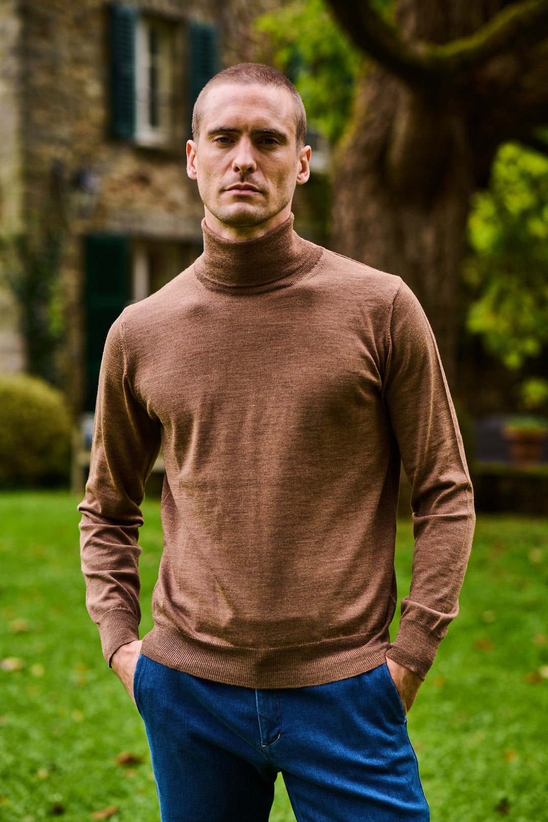 The Roll-Neck – Tobacco extra-fine merino – WICKET