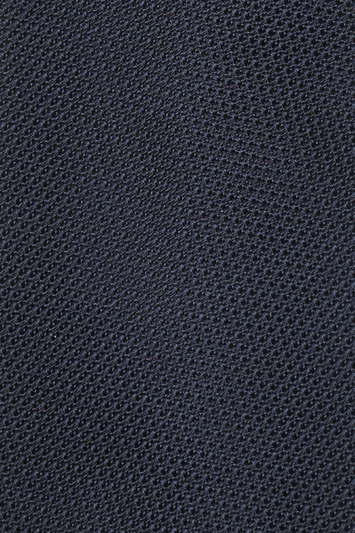 La Cravate – Grenadine bleu marine à grain fin – WICKET