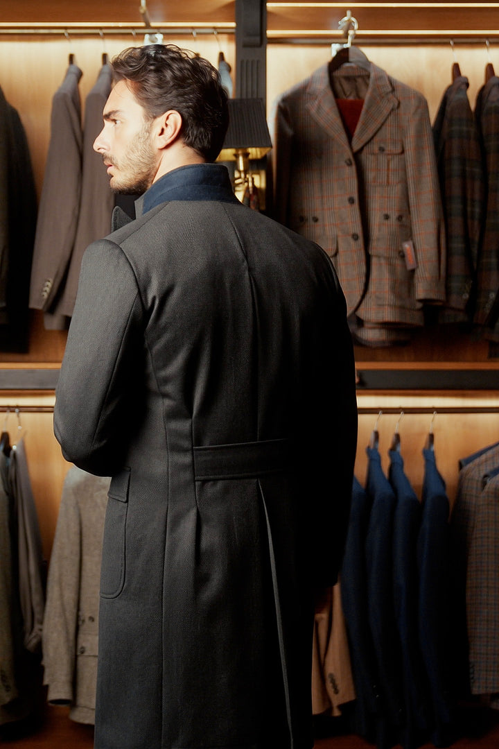 Le Windsor, charcoal grey whipcord – worn in the shop