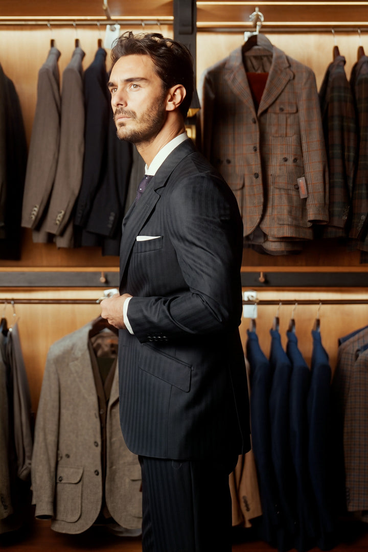 Le Kensington, deep navy herringbone – worn in the shop