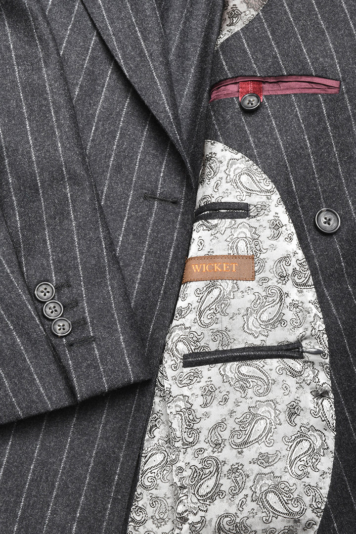 Le Naples – Charcoal flannel with tennis stripes – WICKET