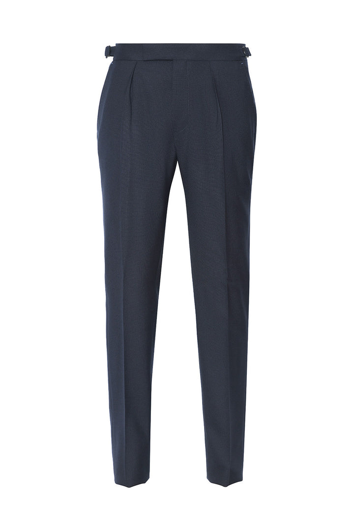 Le Kensington – Navy Travel Suit – WICKET