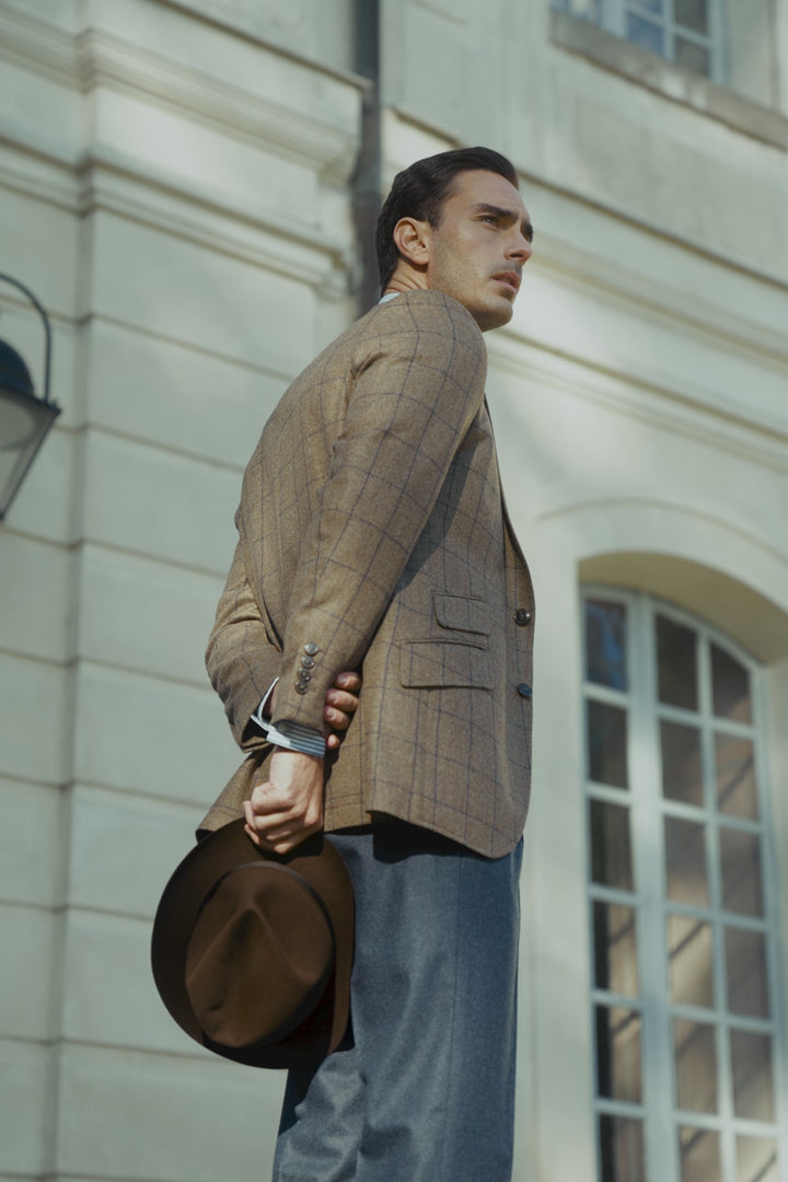 La Kensington – Beige with blue checks