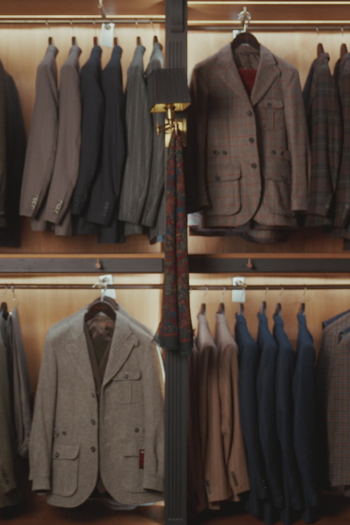 Le Classique, flanelle beige intense – vidéo portée en boutique