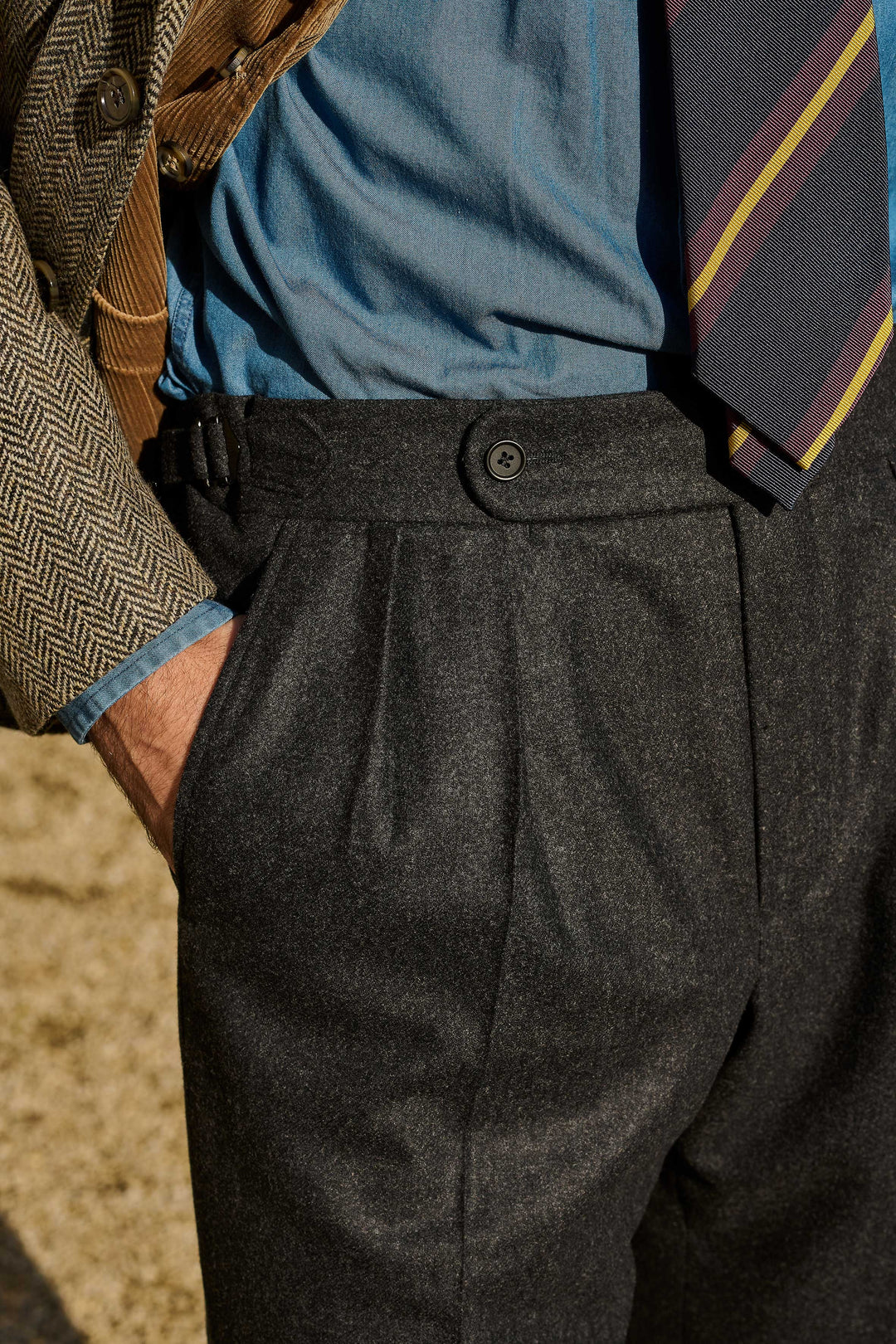 Le Vintage – Charcoal grey flannel – WICKET