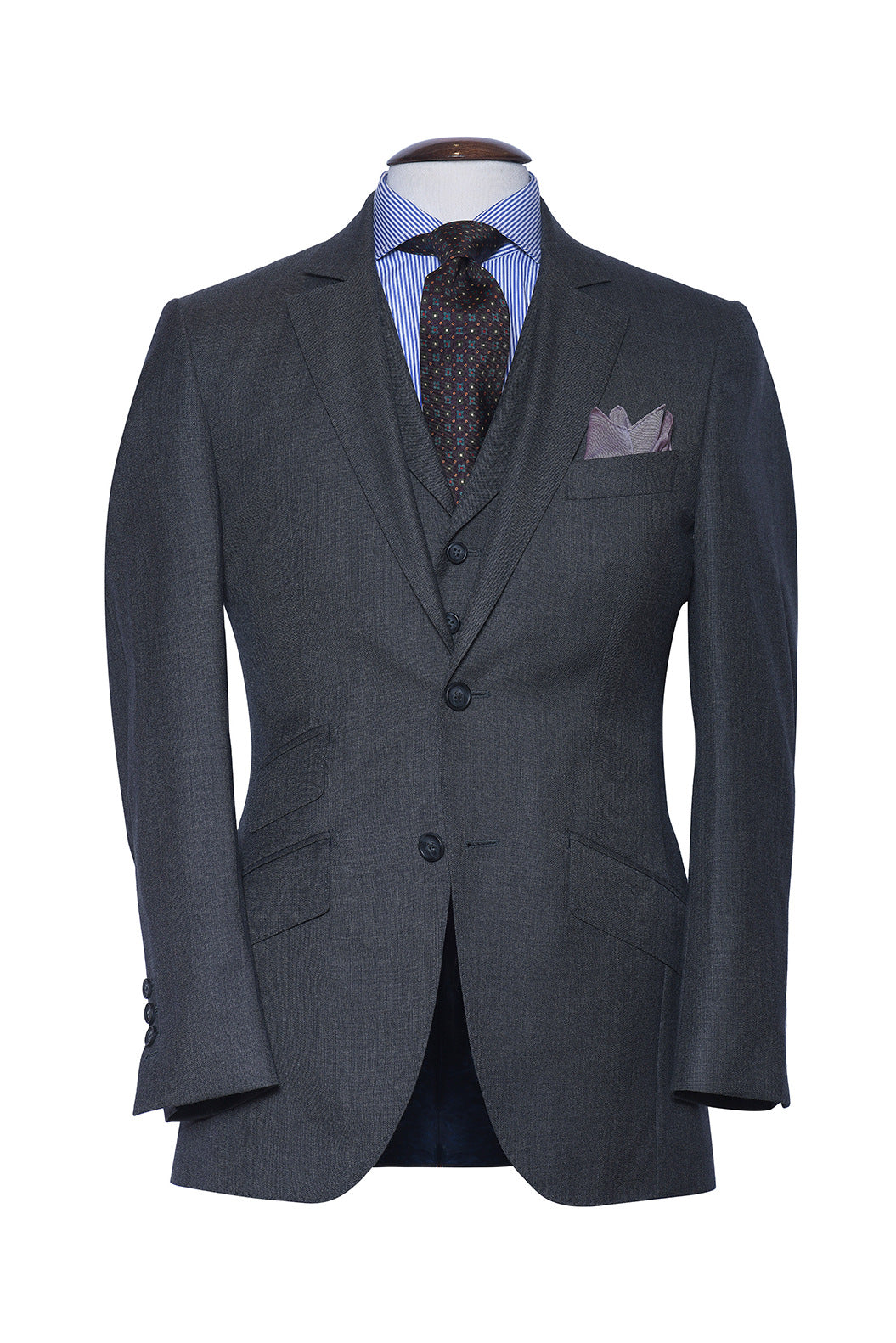Le Kensington – Known as ‘end-on-end’, sublime grey, 120’s wool – WICKET