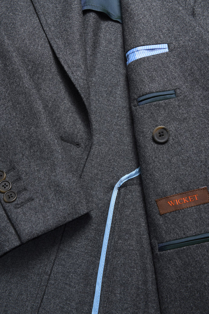 Le Naples – Sublime grey flannel – WICKET